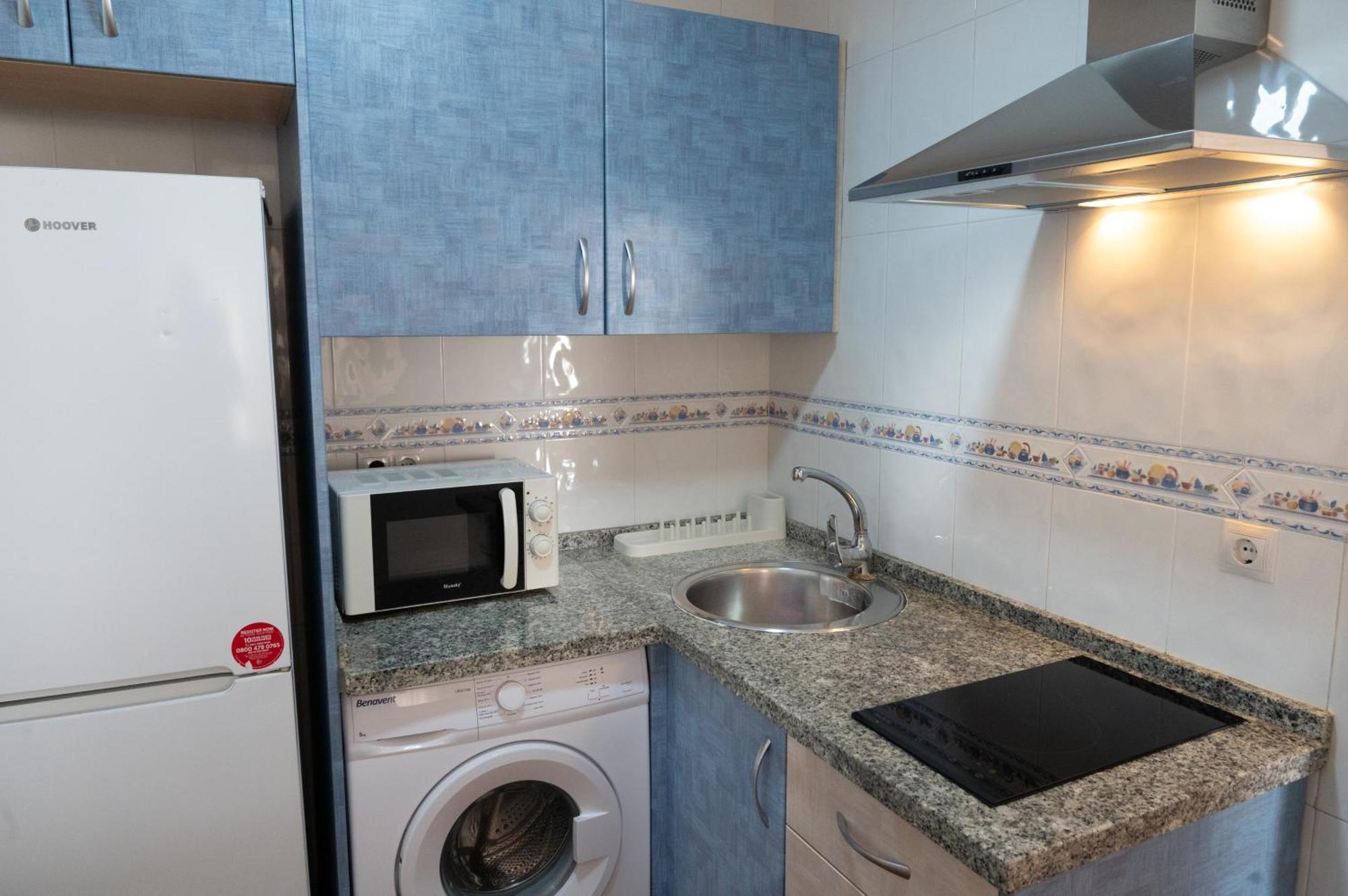 Acogedor Apartamento En Malaga Playa Exterior photo