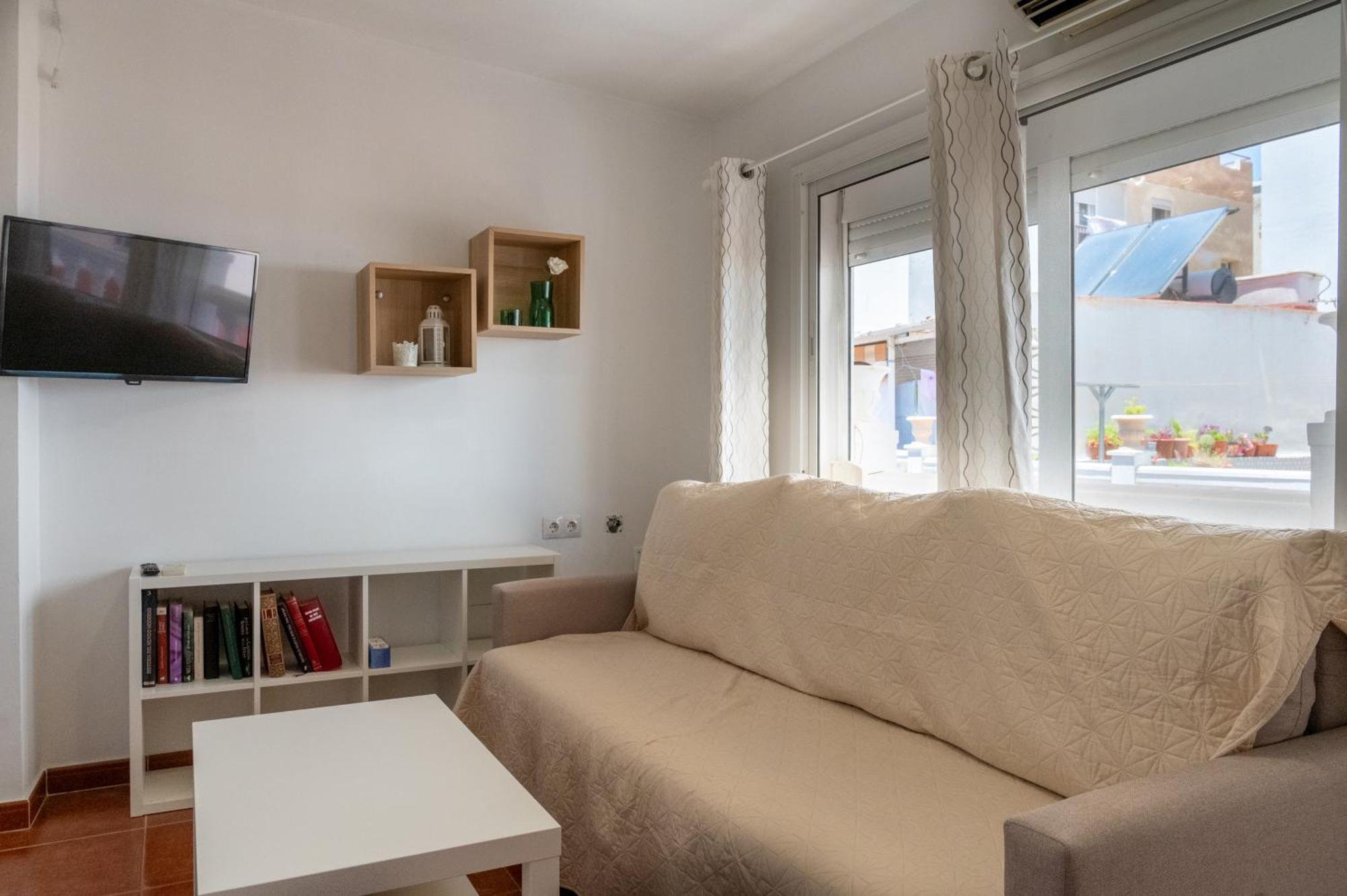 Acogedor Apartamento En Malaga Playa Exterior photo